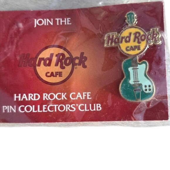 Hard Rock Cafe Collector’s Pin – Guitar Design - Picture 3 of 5